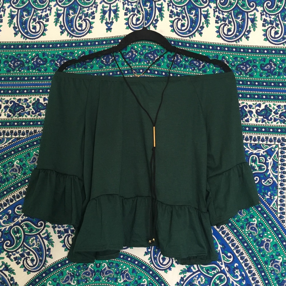off the shoulder shirt w necklace